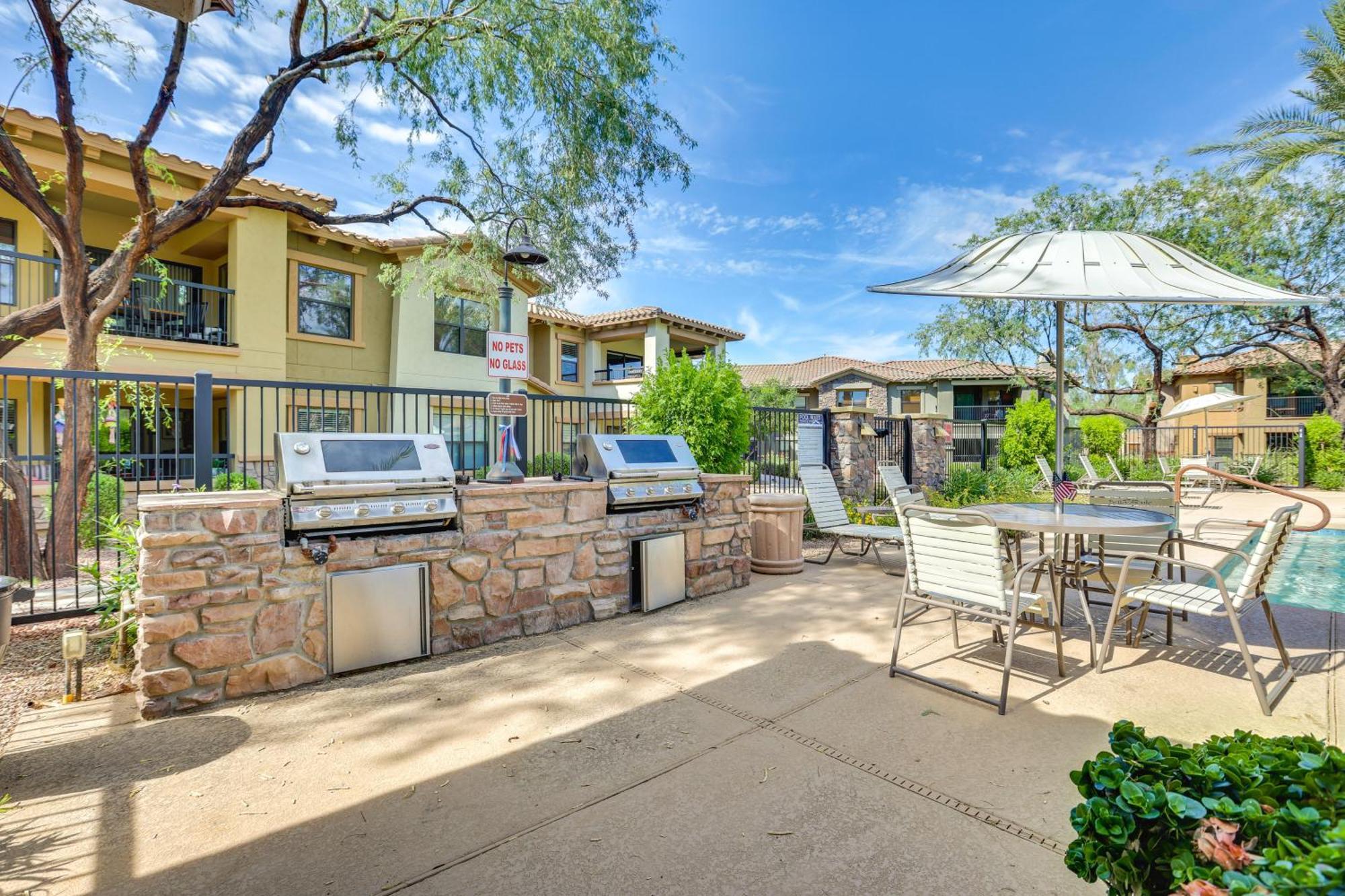 About 1 Mi To Desert Ridge Marketplace! Apartment